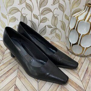 Naturalizer Black Leather Square Toe Low Heel Womens Pumps